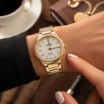 Sveston Epic Women’s Analog Watch with Metal Bracelet MS Department Store Oman