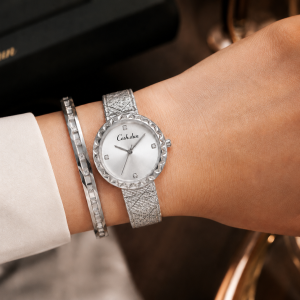 Ceshdun Silver-Tone Women’S Round Wristwatch & Bracelet Set With Champagne Dial & Textured Strap MS Department Store Oman