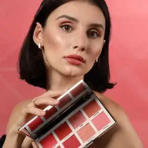 Essential 8 Color Blush Palette MS Department Store Oman