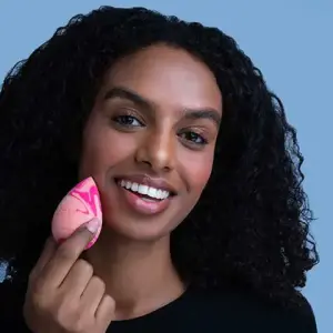Marble Teardrop Perfecting Beauty Blender MS Department Store Oman